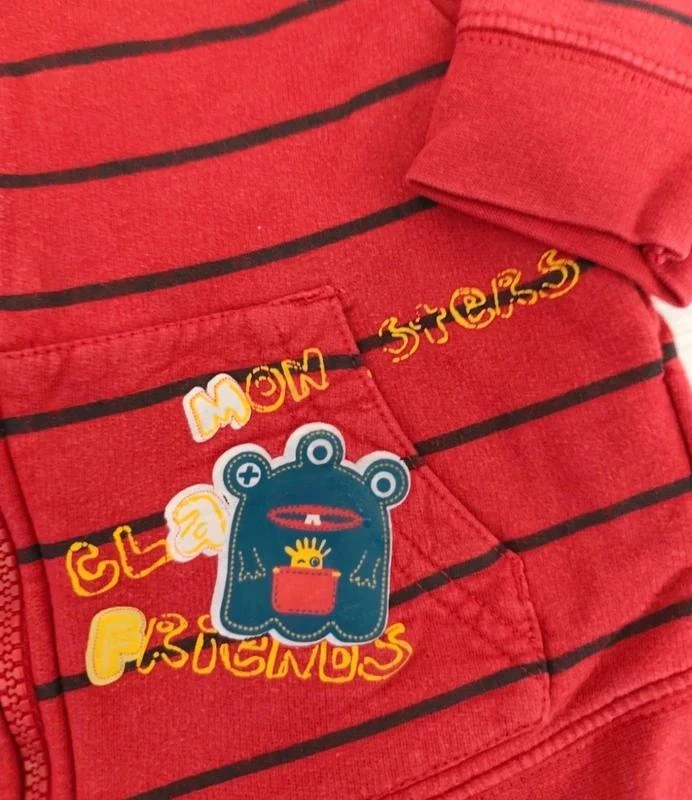 Veste com zíper vermelha listrada 🧵 Tamanho 86 cm 🧵 Les 3 suisses – photo 3